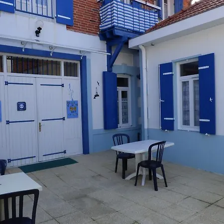 Hotel apartamentowy L'aquarium 3*